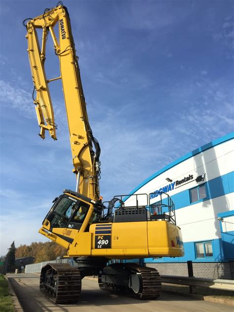 long reach demolition excavator